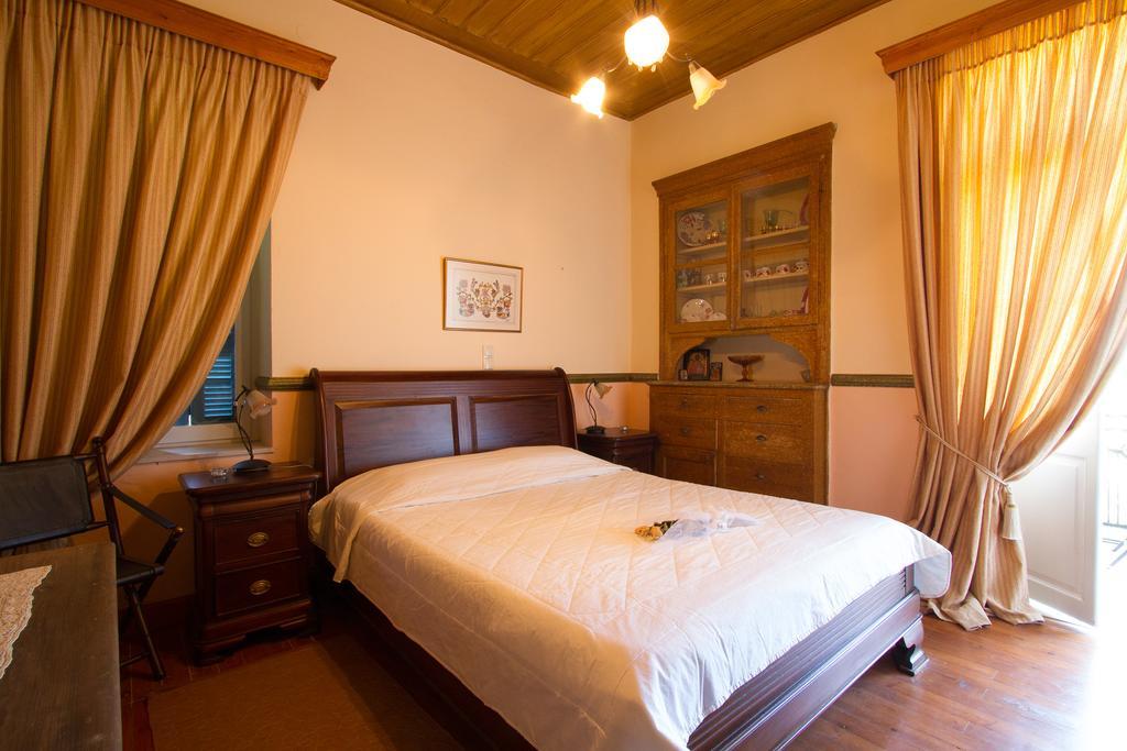 Archontiko Hotel Mystras Phòng bức ảnh